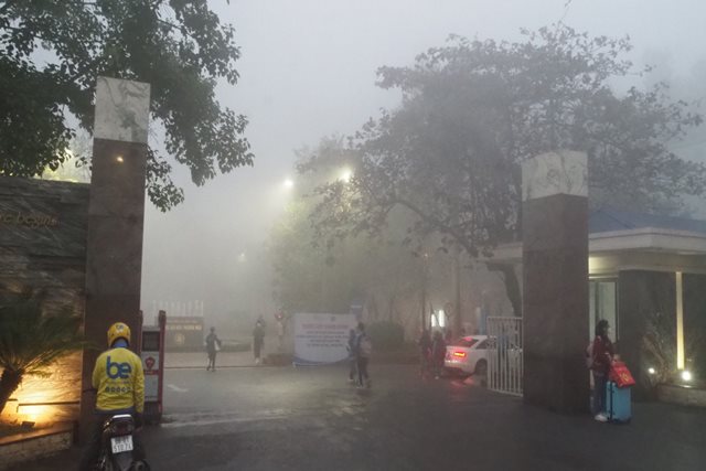 Không khí lạnh yếu gây mưa phùn cho miền Bắc ngày làm việc đầu năm